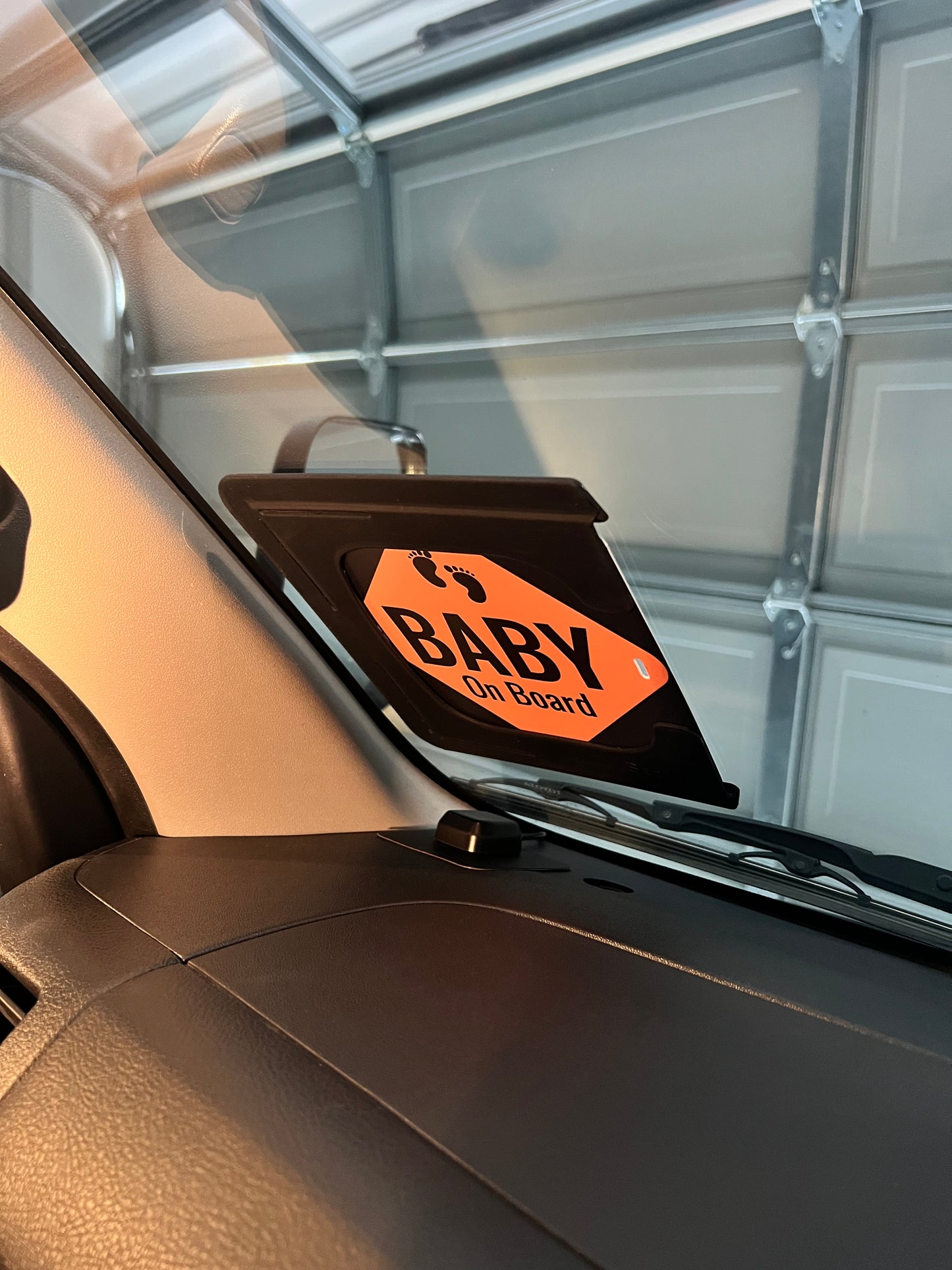 Seeflip | Baby on Board Plate Set